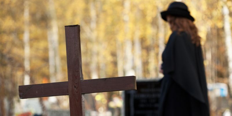 What Happens If One Spouse Dies Before Divorce Is Final in Texas?